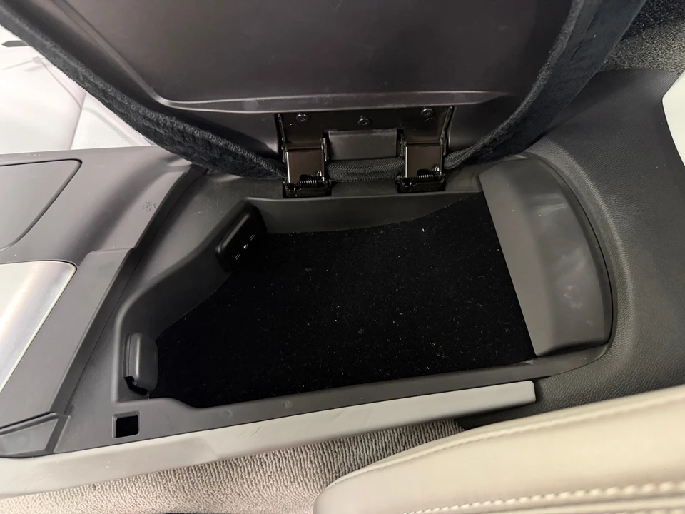 2016 Chevrolet Corvette C7 - Image 18 of 31