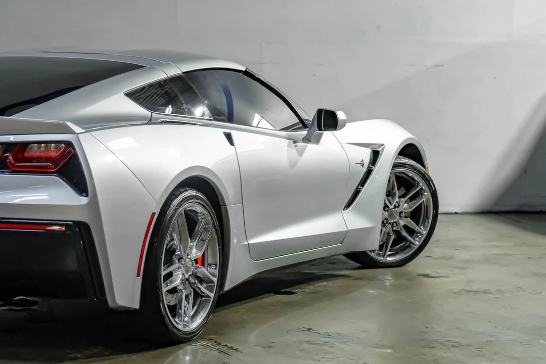2016 Chevrolet Corvette C7 - Image 13 of 31