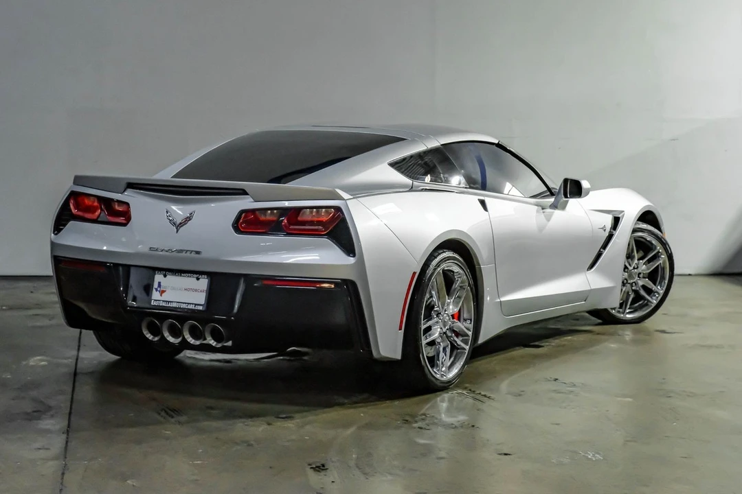 2016 Chevrolet Corvette C7 - Image 11 of 31