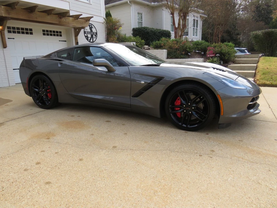 2016 Chevrolet Corvette C7 - Image 2 of 12