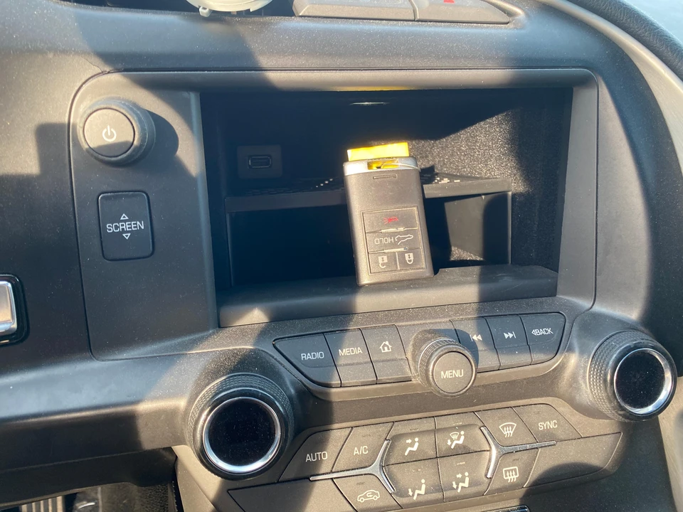 2016 Chevrolet Corvette C7 - Image 25 of 31