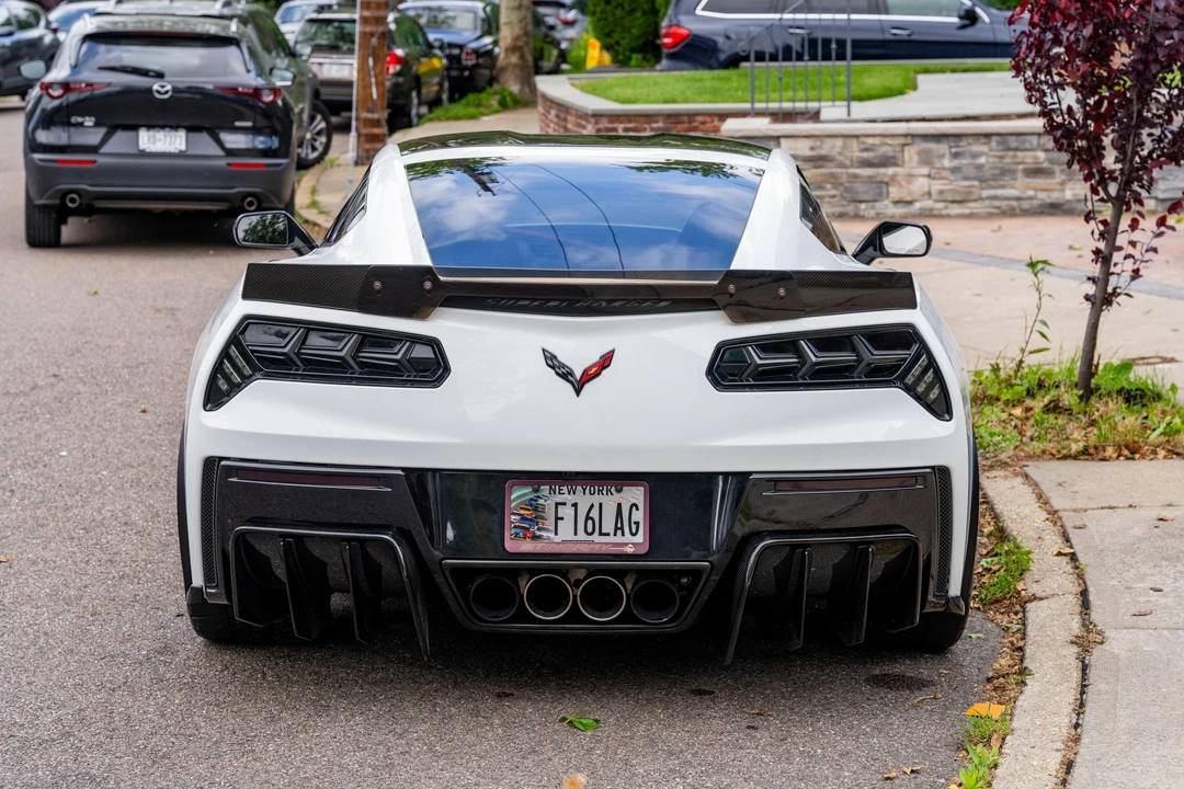 2016 Chevrolet Corvette C7 - Image 5 of 31