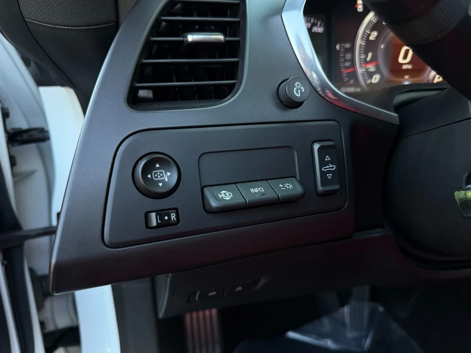 2016 Chevrolet Corvette C7 - Image 17 of 21