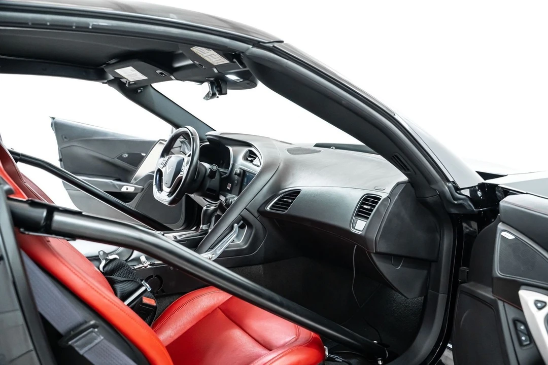 2016 Chevrolet Corvette C7 Z06 - Image 25 of 31