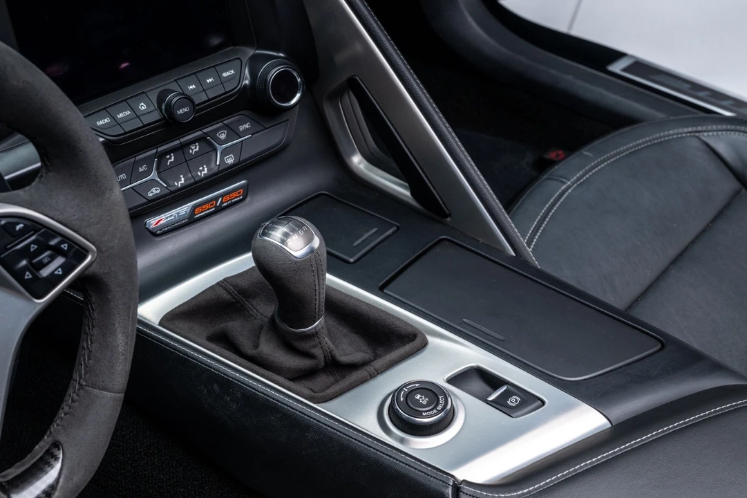 2016 Chevrolet Corvette C7 Z06 - Image 19 of 27