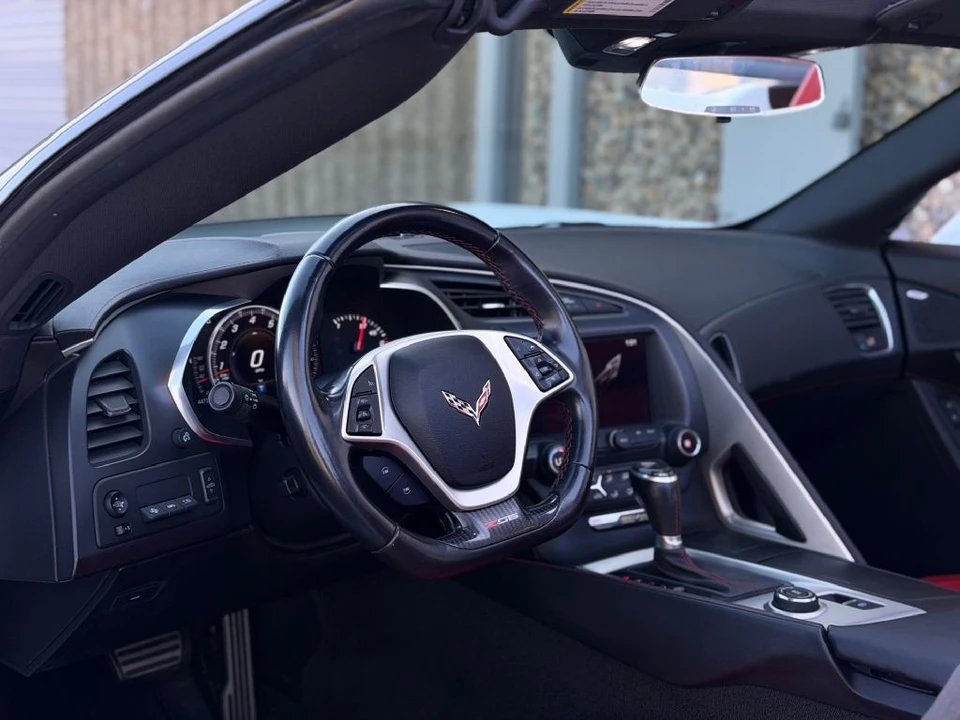 2016 Chevrolet Corvette C7 Z06 - Image 25 of 31