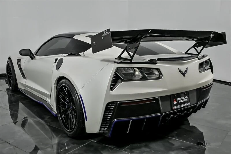 2016 Chevrolet Corvette C7 Z06 - Image 8 of 31