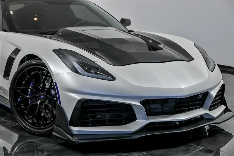 2016 Chevrolet Corvette C7 Z06 - Image 2 of 31