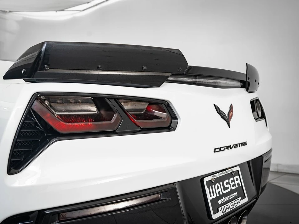 2016 Chevrolet Corvette C7 Z06 - Image 17 of 21