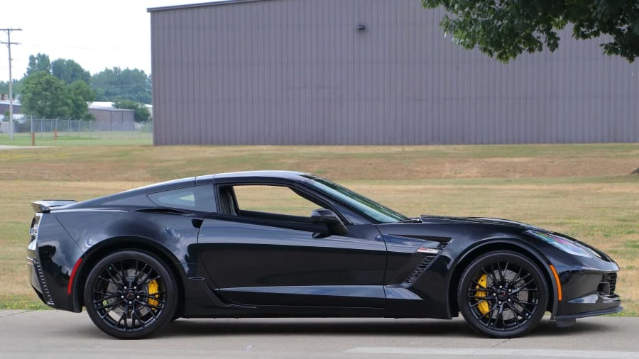 2016 Chevrolet Corvette C7 Z06 - Image 2 of 12