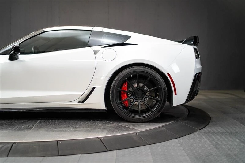 2016 Chevrolet Corvette C7 Z06 - Image 13 of 21