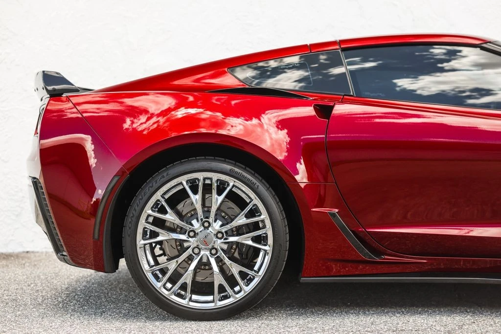 2016 Chevrolet Corvette C7 Z06 - Image 2 of 31