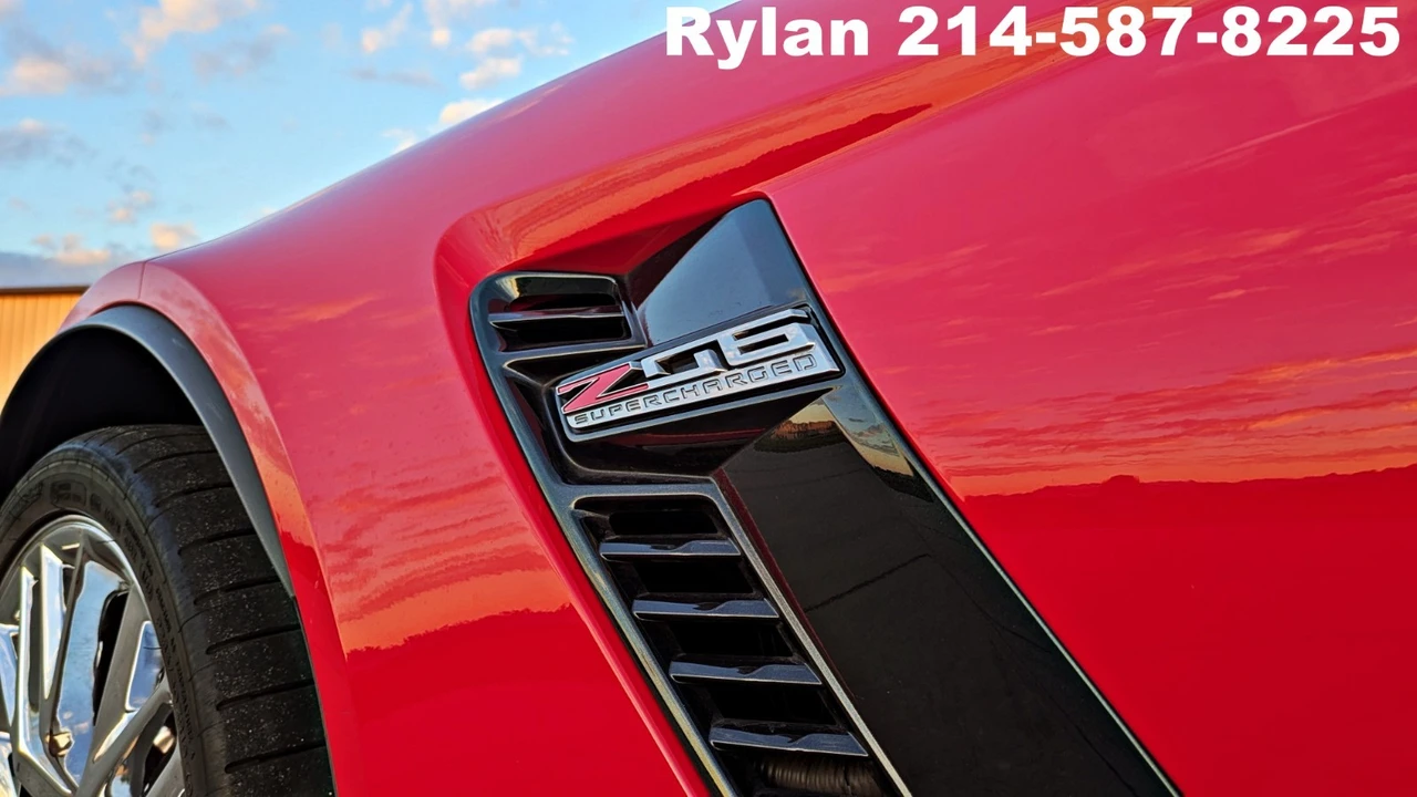 2016 Chevrolet Corvette C7 Z06 - Image 11 of 24