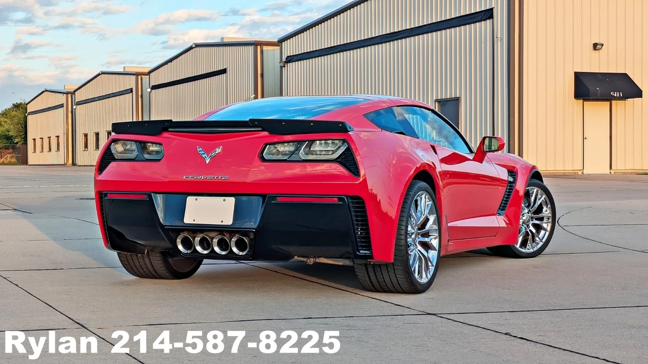 2016 Chevrolet Corvette C7 Z06 - Image 2 of 24