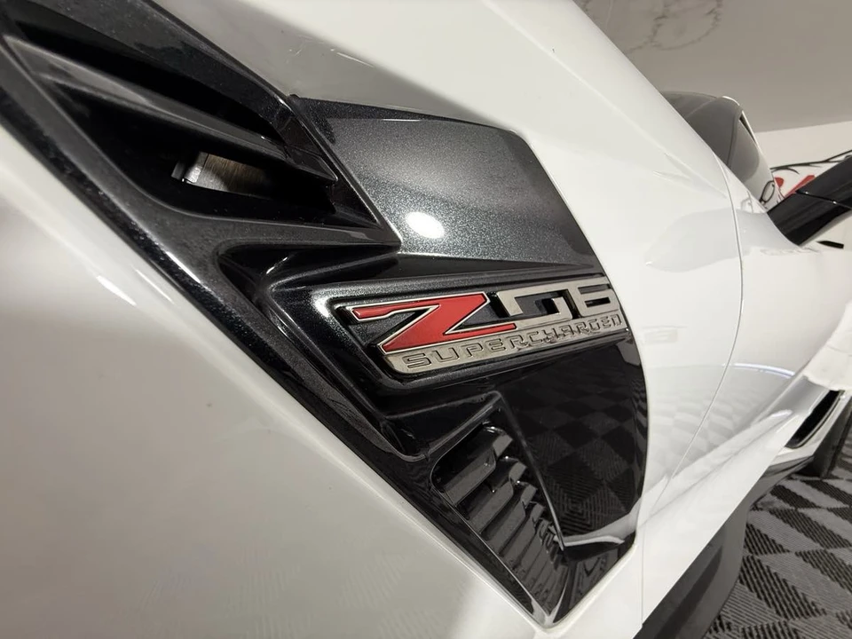 2016 Chevrolet Corvette C7 Z06 - Image 7 of 31