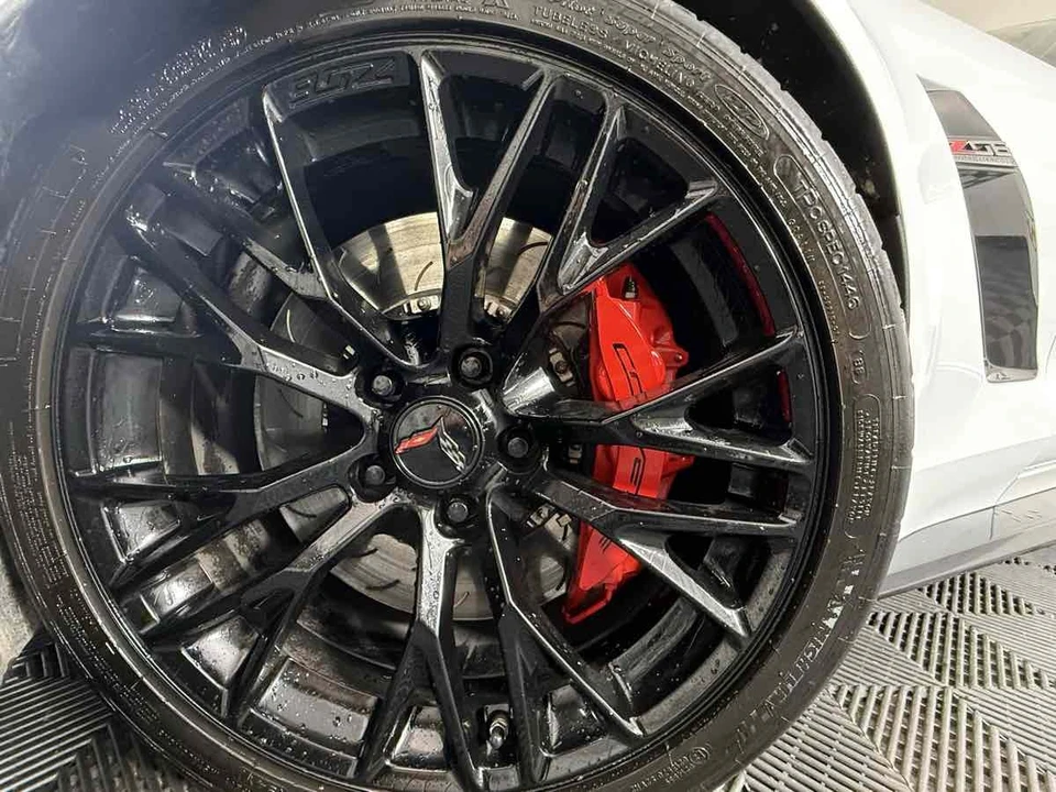 2016 Chevrolet Corvette C7 Z06 - Image 4 of 31