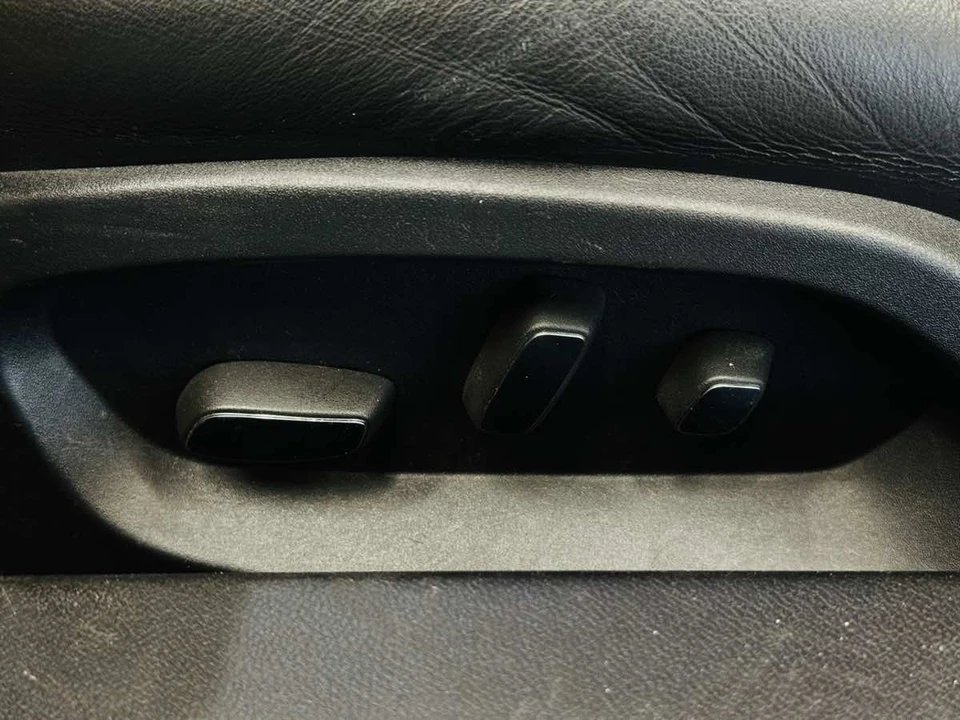 2016 Chevrolet - Image 26 of 31