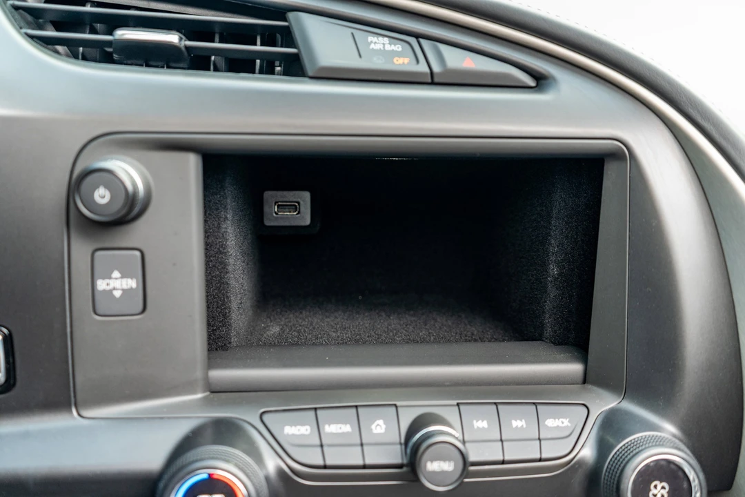 2016 Chevrolet - Image 20 of 31