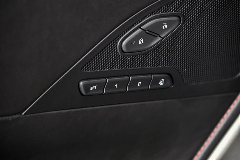 2016 Chevrolet Corvette C7 Z06 - Image 15 of 31