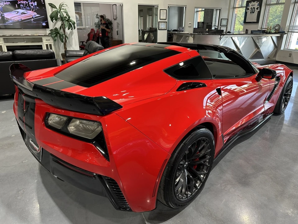 2016 Chevrolet Corvette C7 Z06 - Image 10 of 31