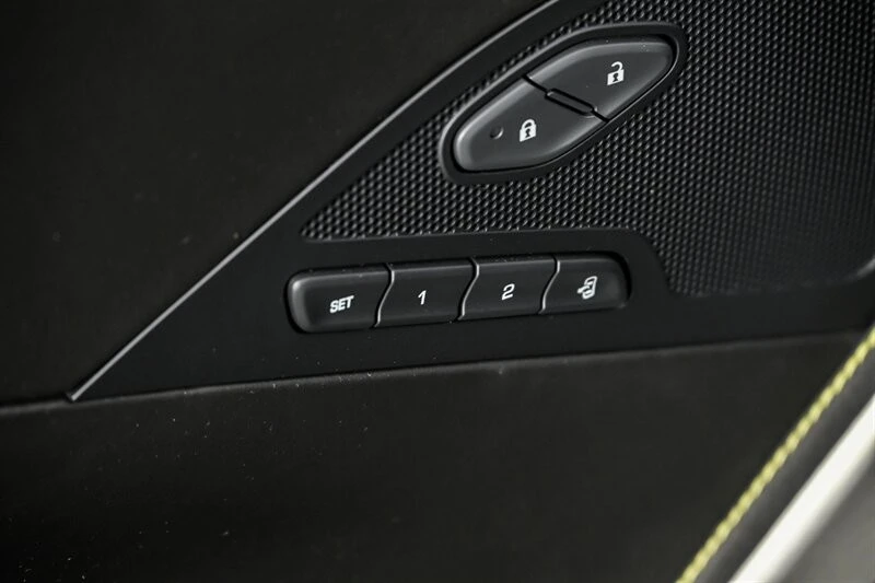2016 Chevrolet Corvette C7 Z06 - Image 15 of 31