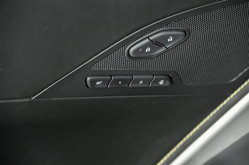 2016 Chevrolet Corvette C7 Z06 - Image 19 of 21