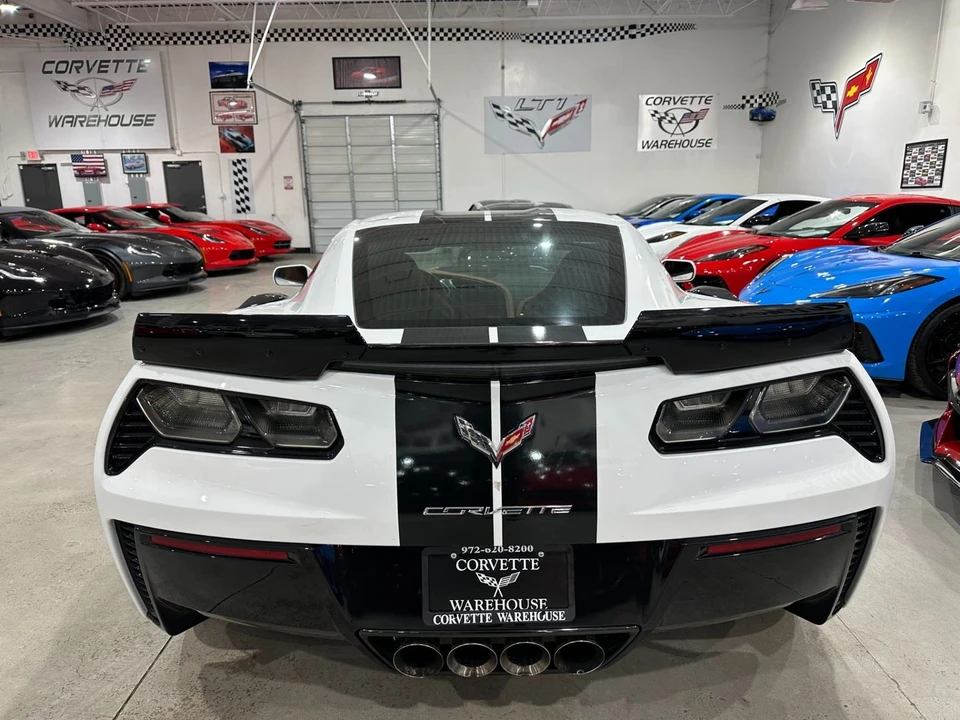 2016 Chevrolet Corvette C7 Z06 - Image 9 of 11