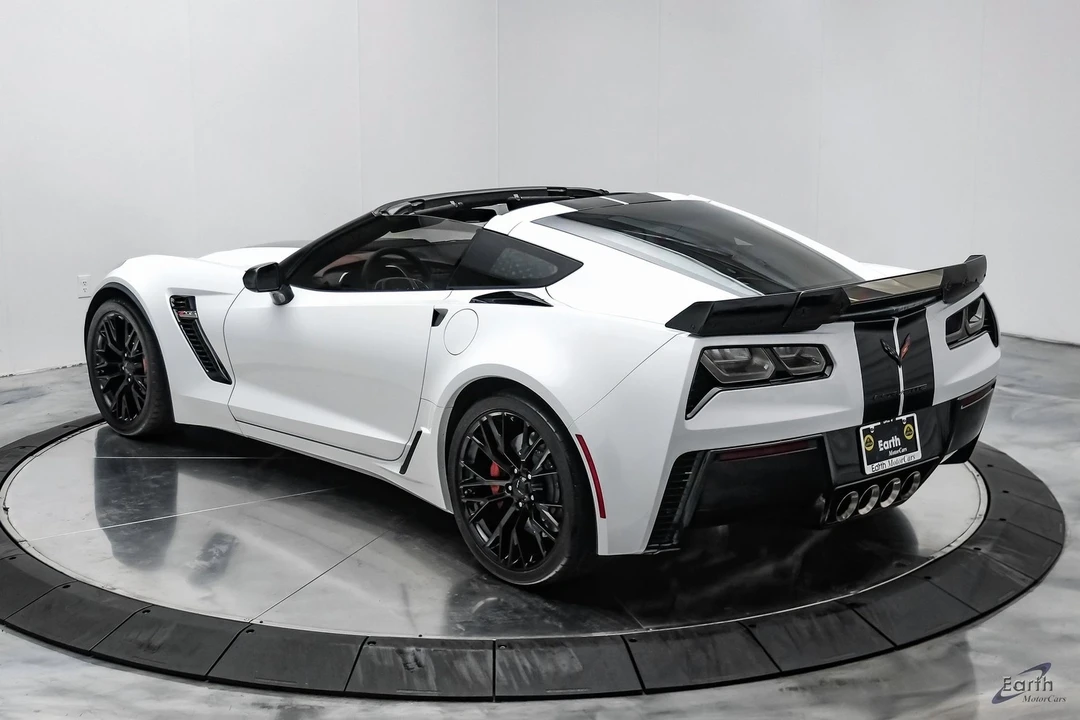 2016 Chevrolet Corvette C7 Z06 - Image 10 of 12
