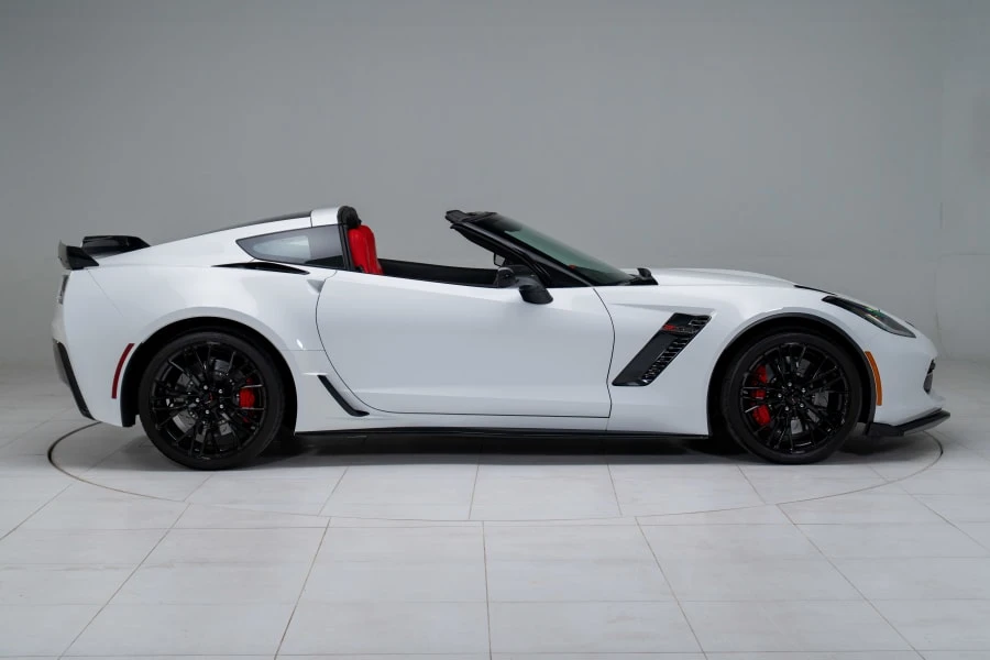 2016 Chevrolet Corvette C7 Z06 - Image 13 of 31