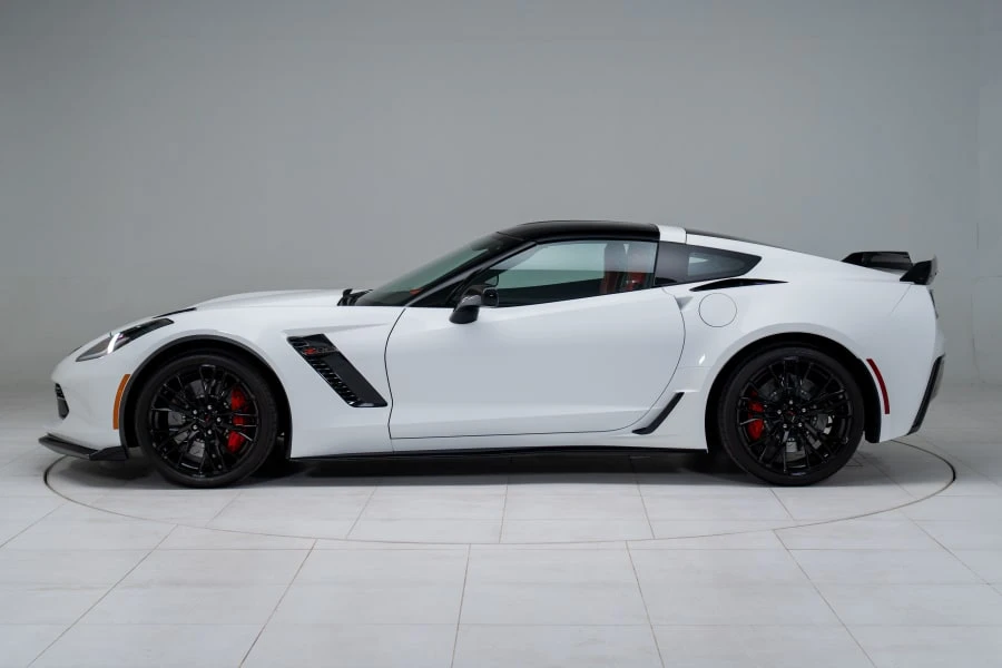 2016 Chevrolet Corvette C7 Z06 - Image 2 of 31