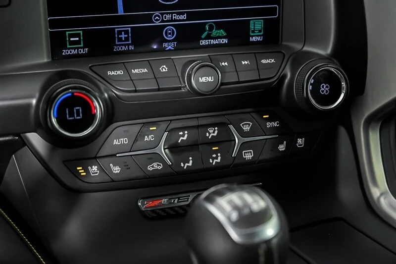 2016 Chevrolet Corvette C7 Z06 - Image 29 of 31