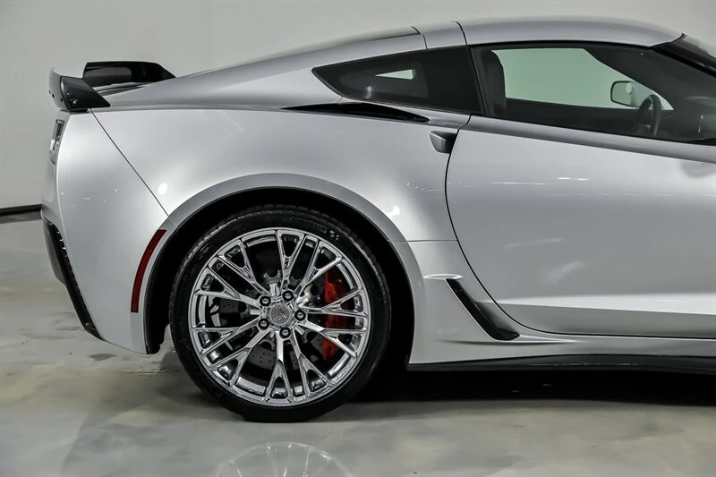 2016 Chevrolet Corvette C7 Z06 - Image 13 of 31