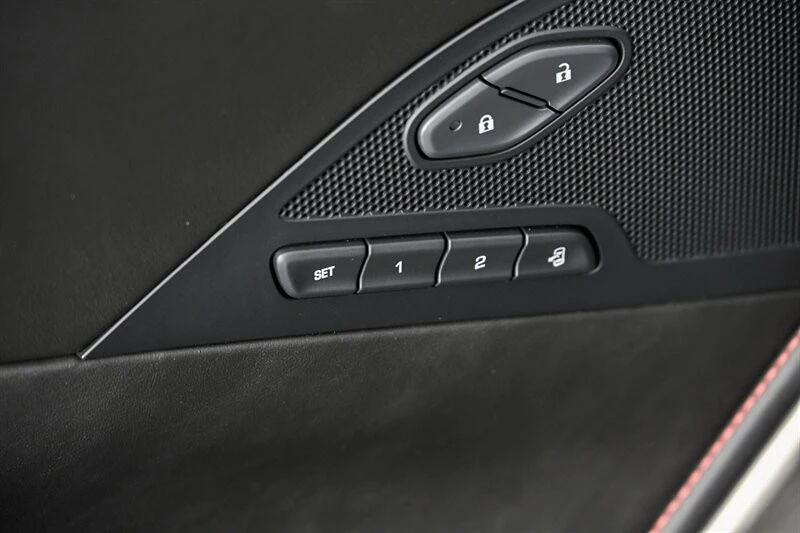 2016 Chevrolet Corvette C7 Z06 - Image 14 of 30