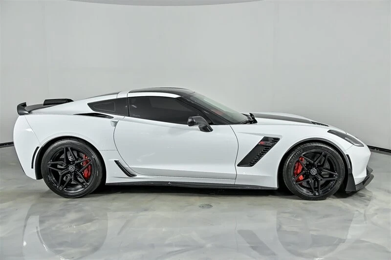 2016 Chevrolet Corvette C7 Z06 - Image 13 of 31