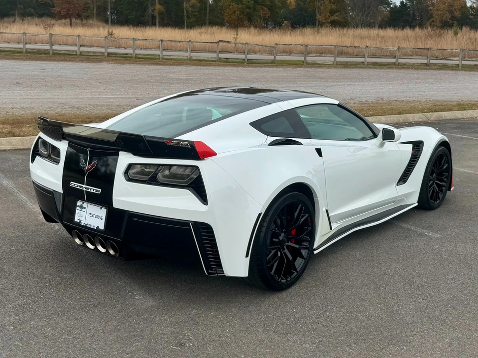 2016 Chevrolet Corvette C7 Z06 - Image 3 of 12