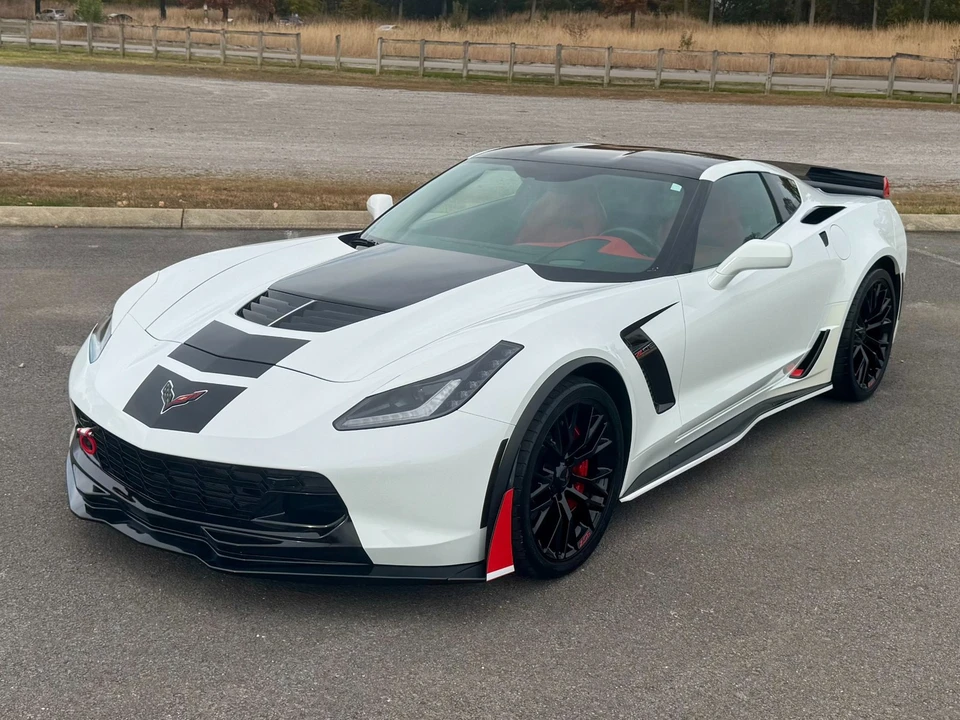 2016 Chevrolet Corvette C7 Z06 - Image 2 of 12