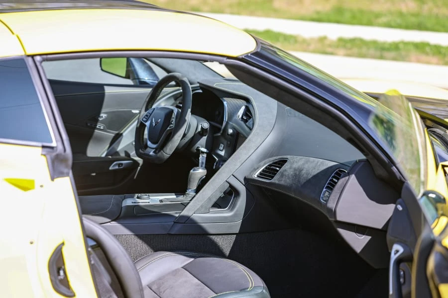 2016 Chevrolet Corvette C7 Z06 - Image 26 of 31