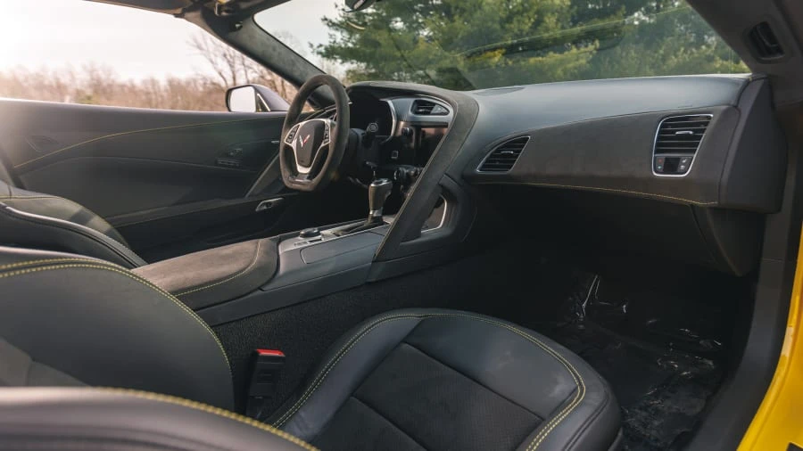 2016 Chevrolet Corvette C7 Z06 - Image 26 of 31