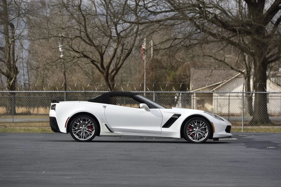 2016 Chevrolet Corvette C7 Z06 - Image 2 of 31
