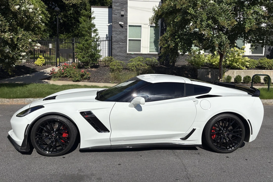 2016 Chevrolet Corvette C7 Z06 - Image 3 of 31