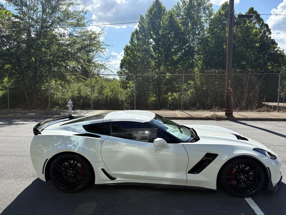 2016 Chevrolet Corvette C7 Z06 - Image 8 of 31