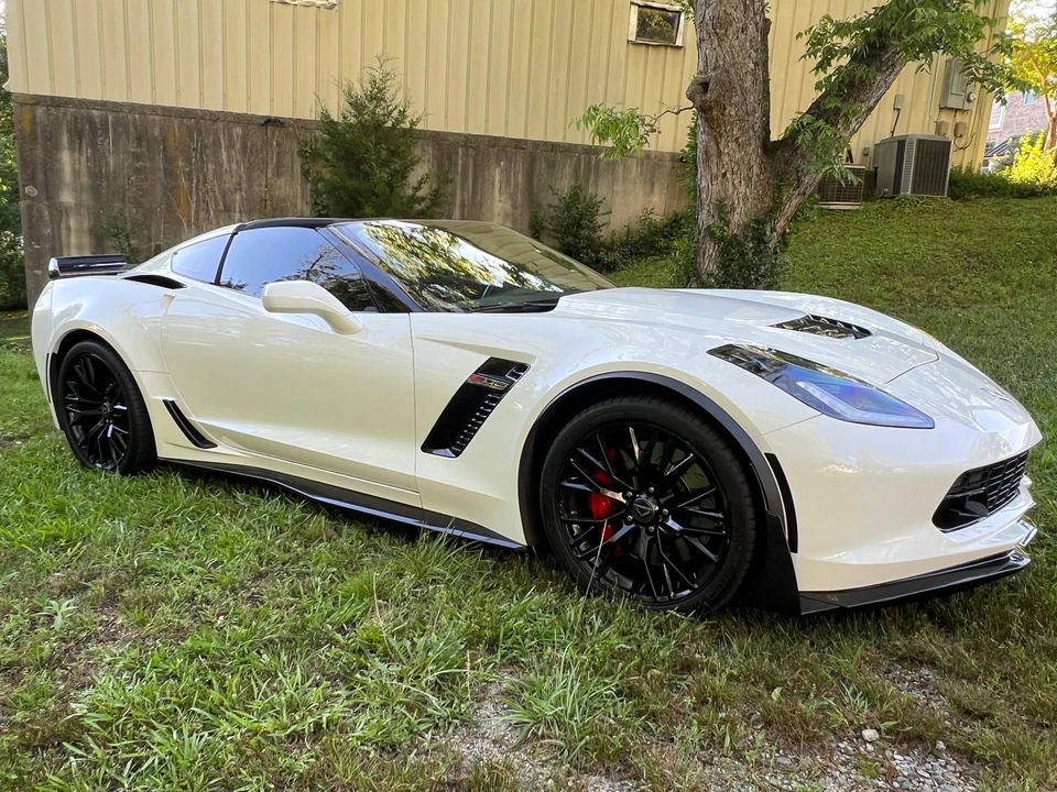 2016 Chevrolet Corvette C7 Z06 - Image 14 of 31