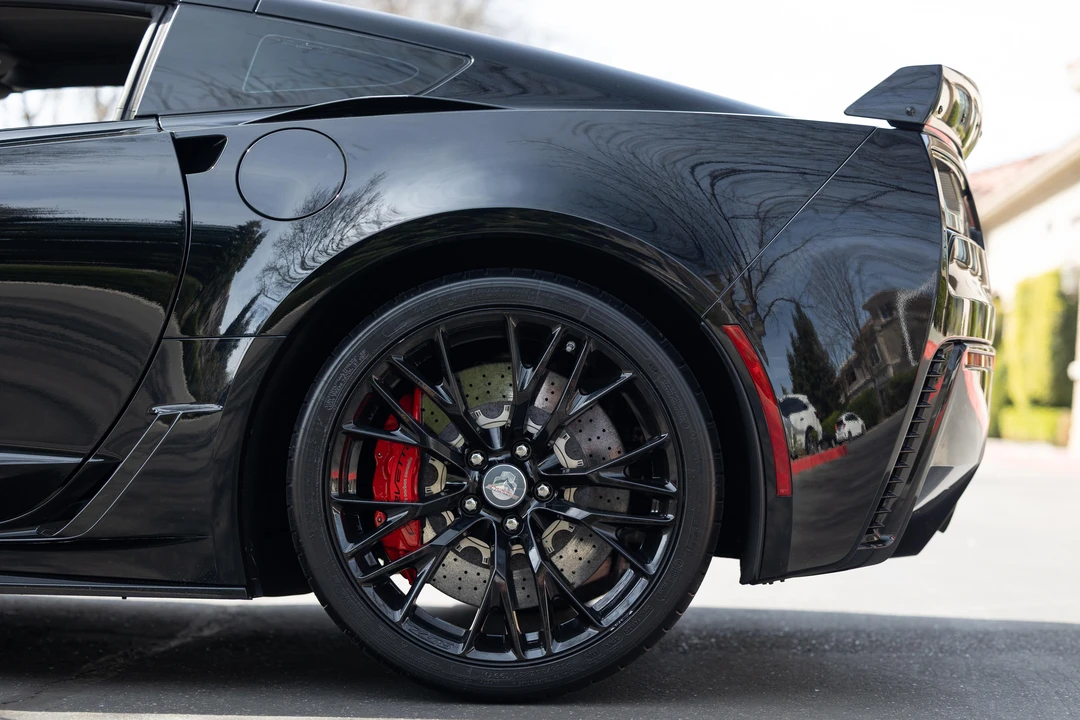 2016 Chevrolet Corvette C7 Z06 - Image 17 of 31