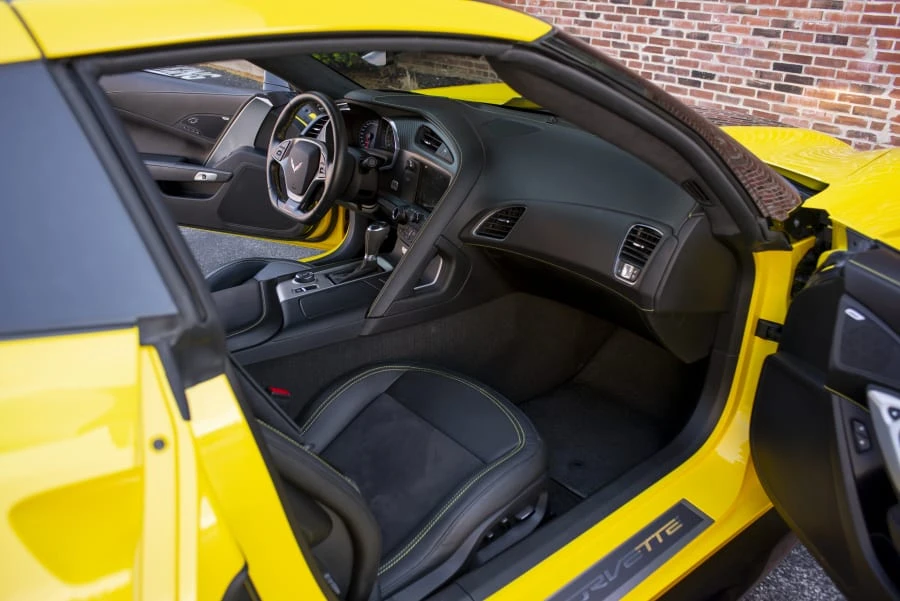 2016 Chevrolet Corvette C7 Z06 - Image 17 of 28