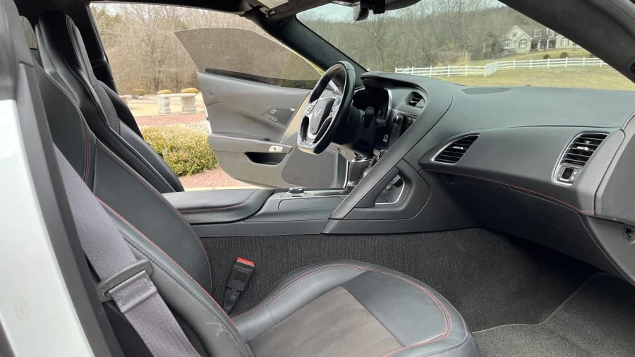 2016 Chevrolet Corvette C7 Z06 - Image 6 of 15