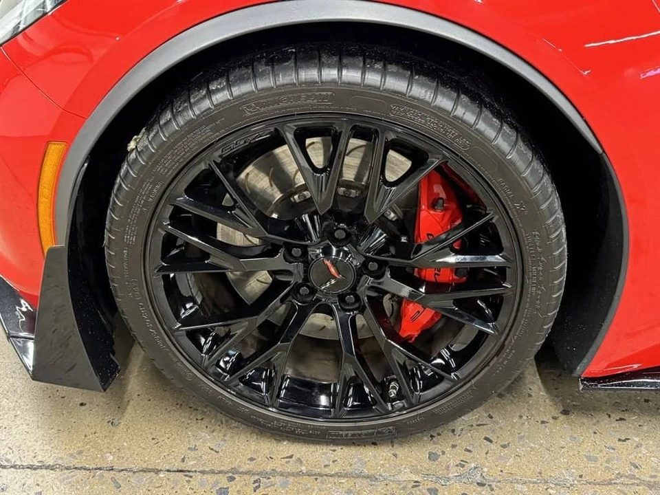 2016 Chevrolet Corvette C7 Z06 - Image 8 of 31