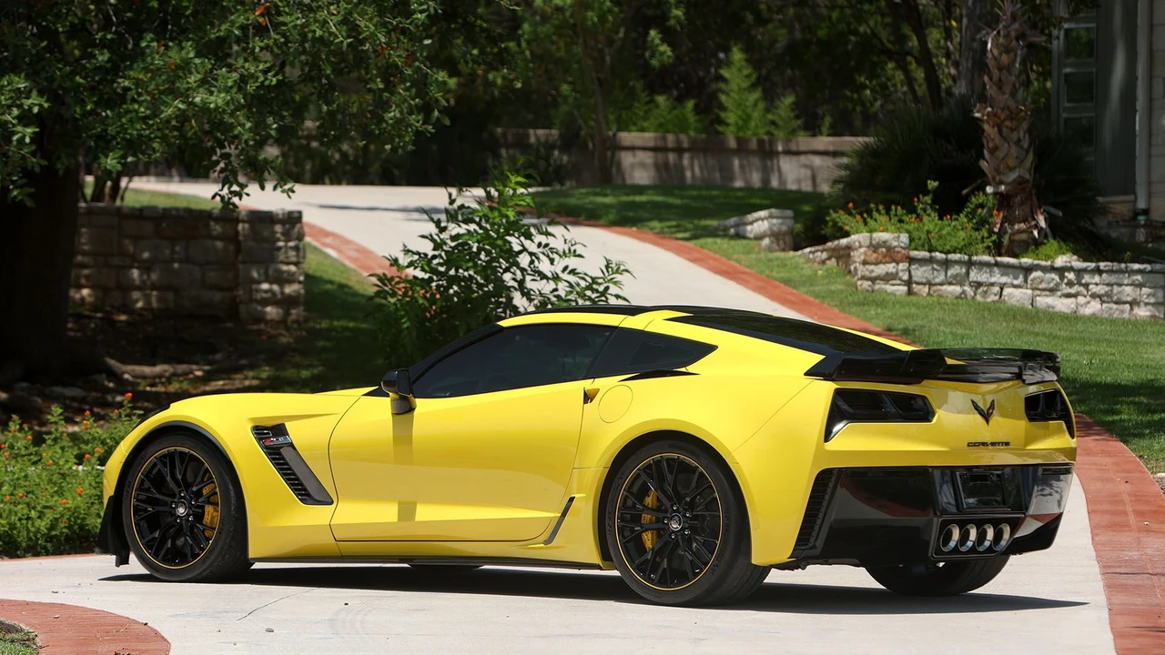 2016 Chevrolet Corvette C7 Z06 - Image 4 of 31
