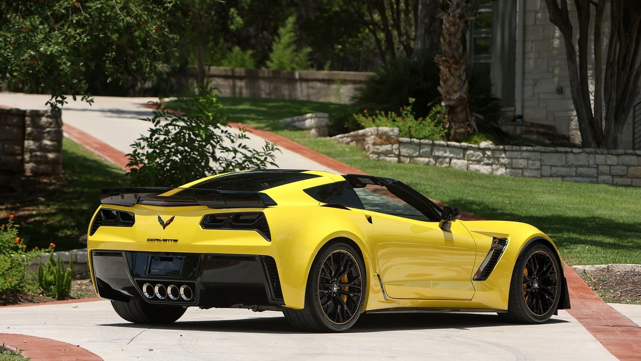 2016 Chevrolet Corvette C7 Z06 - Image 12 of 31