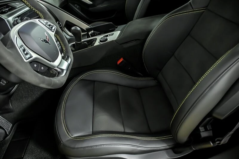 2016 Chevrolet Corvette - Image 18 of 31