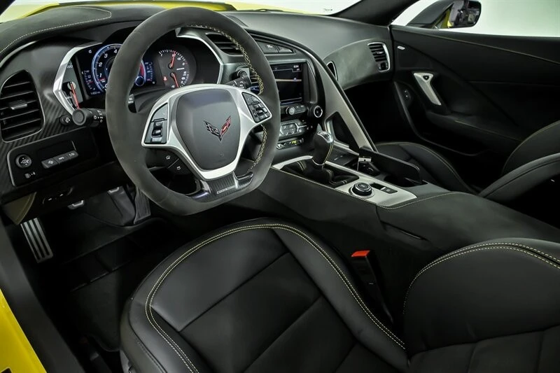 2016 Chevrolet Corvette - Image 17 of 31